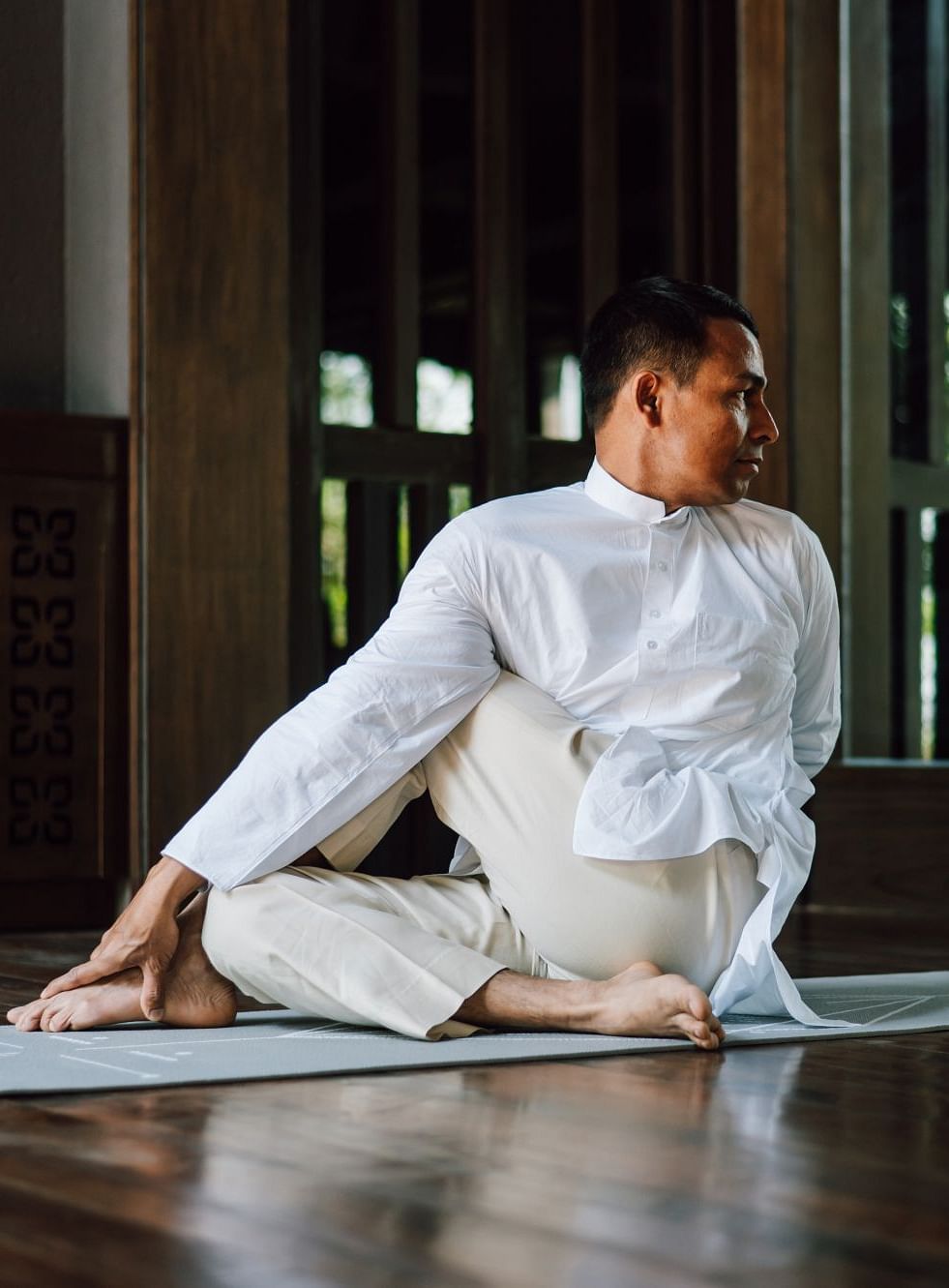 Yoga_Guruji